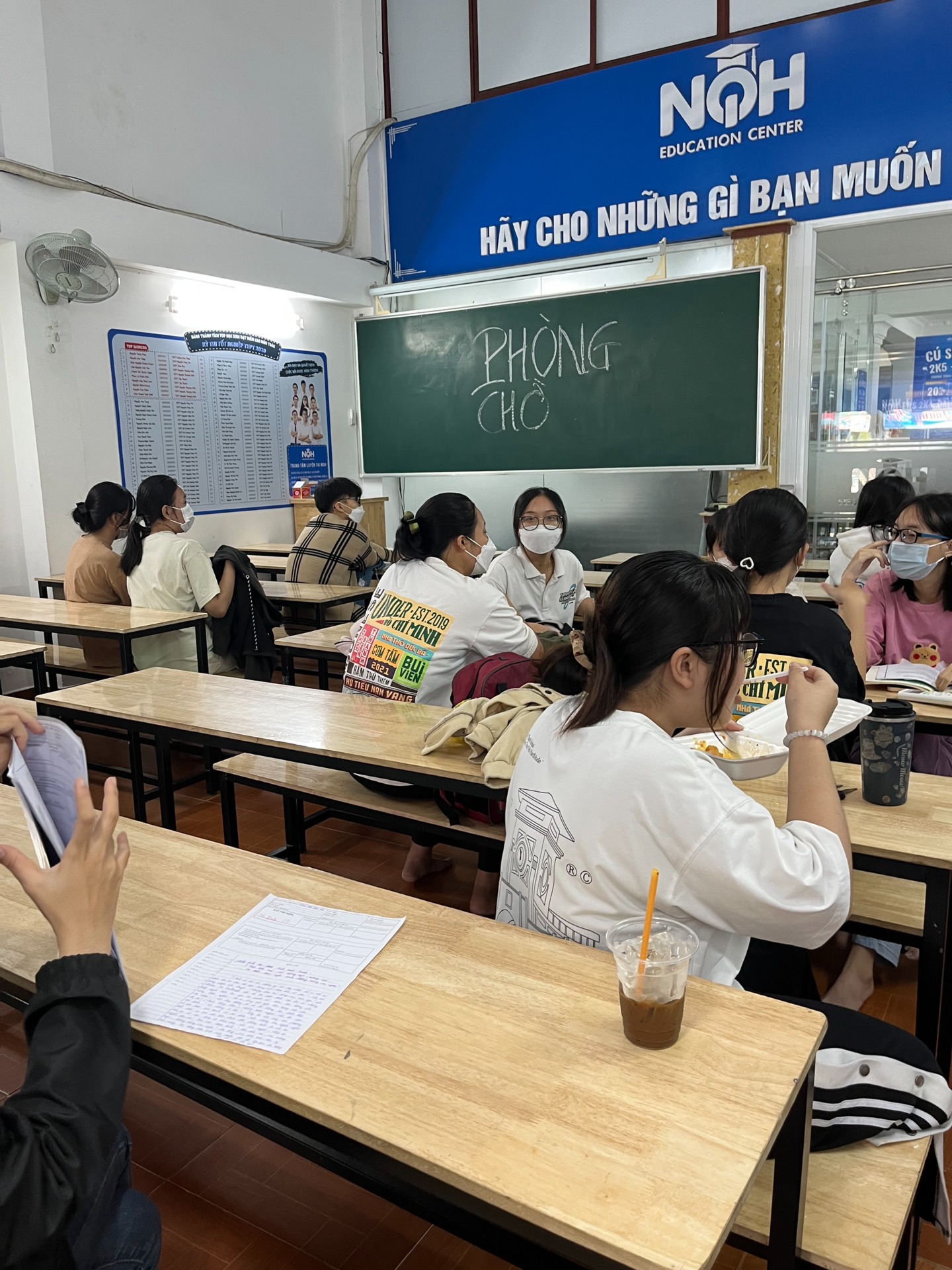 NQH TUTOR đồng hành cùng kỳ thi thử - sợ thật toàn NQH năm 2022