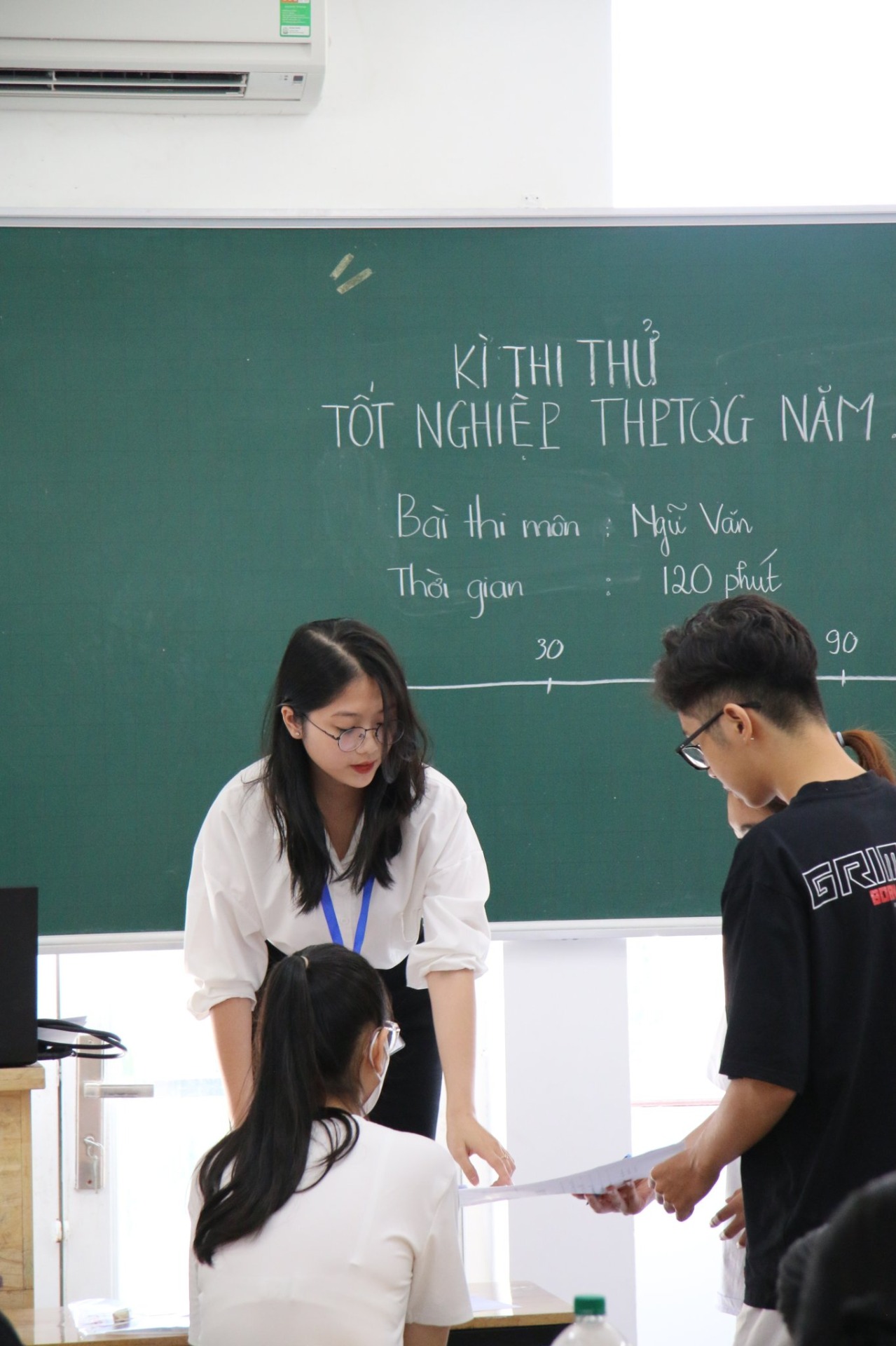 NQH TUTOR đồng hành cùng kỳ thi thử - sợ thật toàn NQH năm 2022