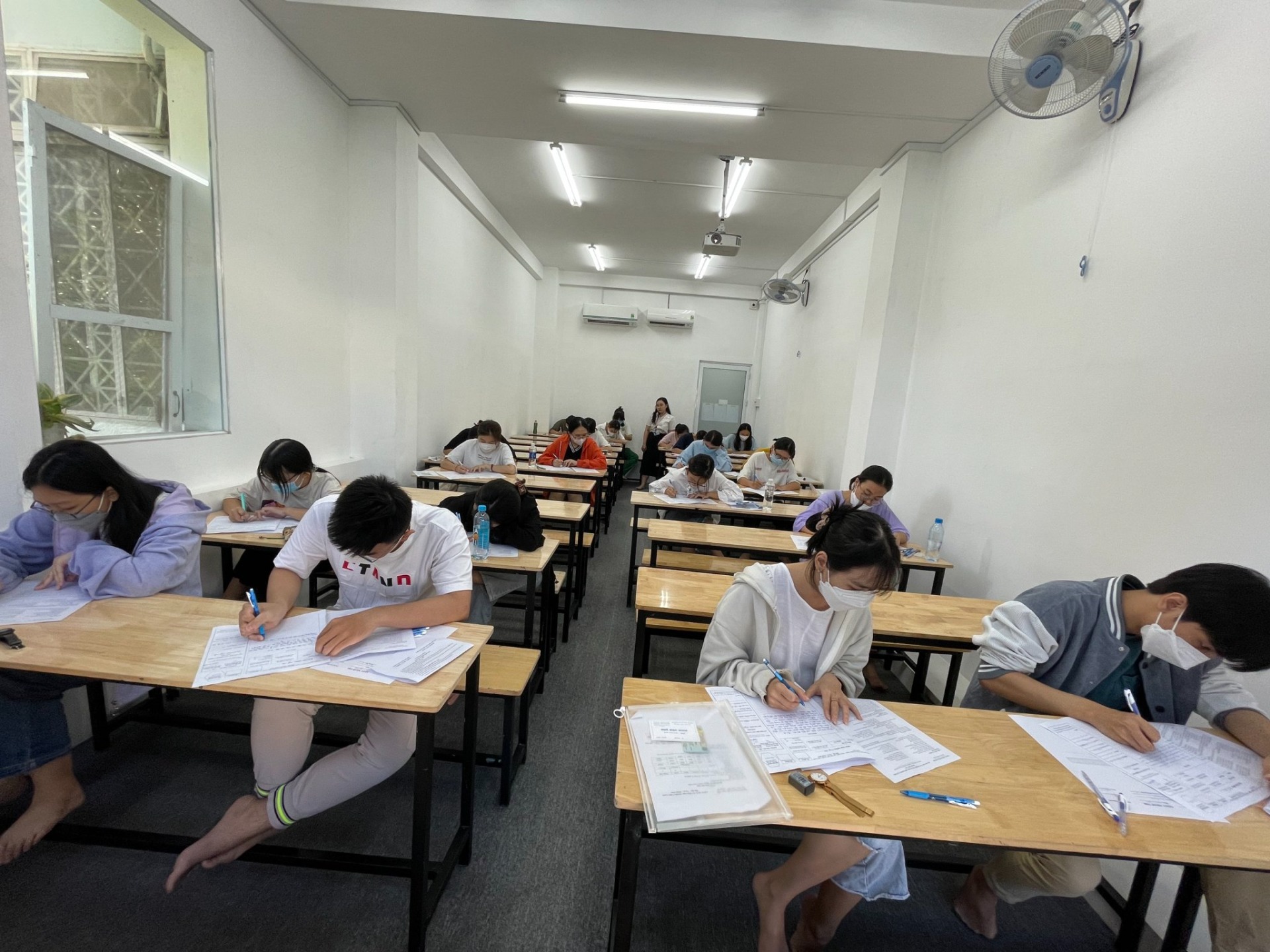 NQH TUTOR đồng hành cùng kỳ thi thử - sợ thật toàn NQH năm 2022